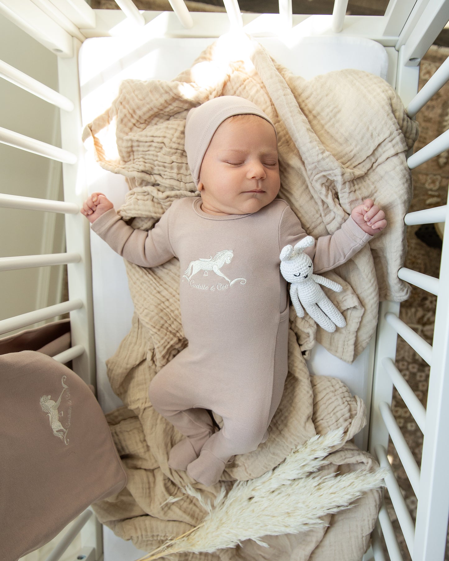 Rocking horse Taupe Blanket