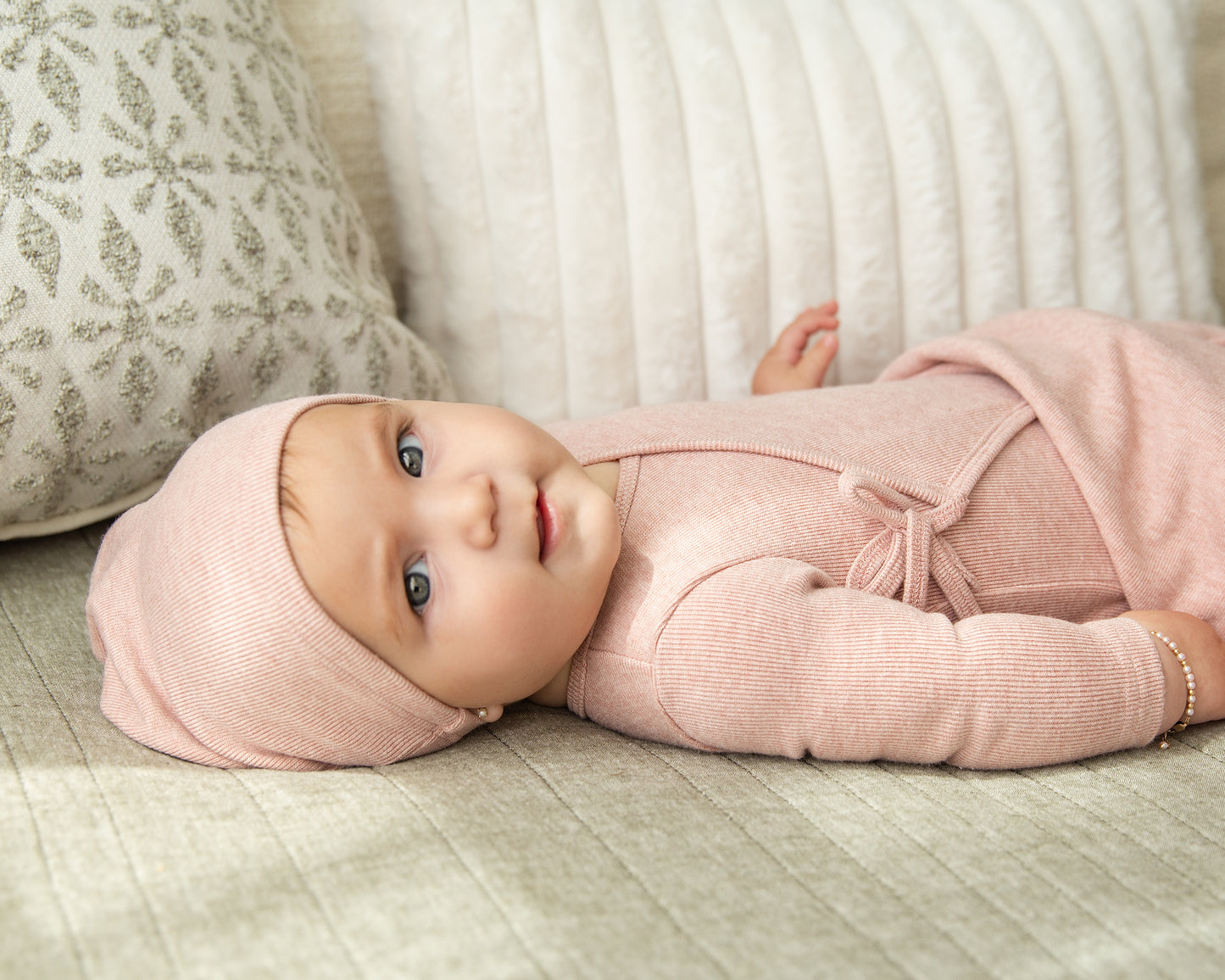 Knit Pink Wrap Stretchie